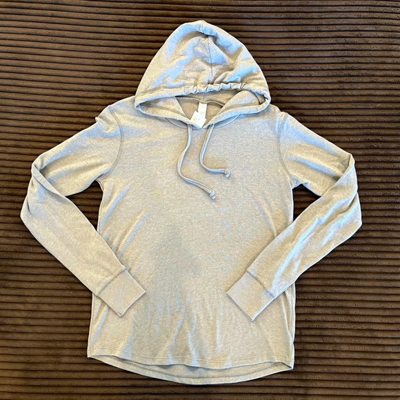 NWT Hooded Pull Over Alternative Smoke Gray Women’s Large - Picture 1 of 5